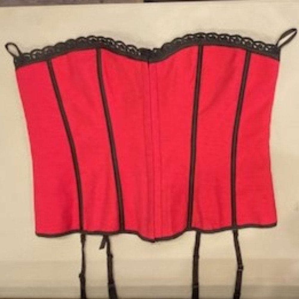 Red/Black Corset Size 38 XL Boned